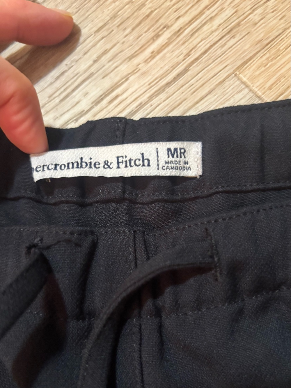 Abercrombie & Fitch Black Wide-Leg Drawstring - Picture 3 of 4